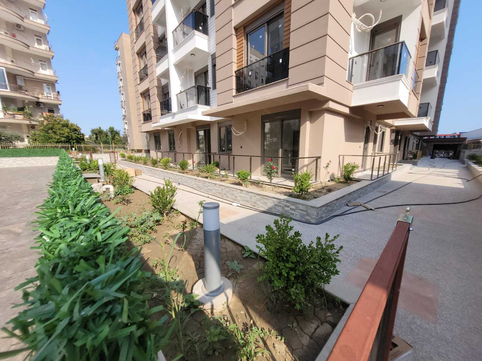 Apartments for sale in Antalya Konyaalti within the Green Life Residence compound