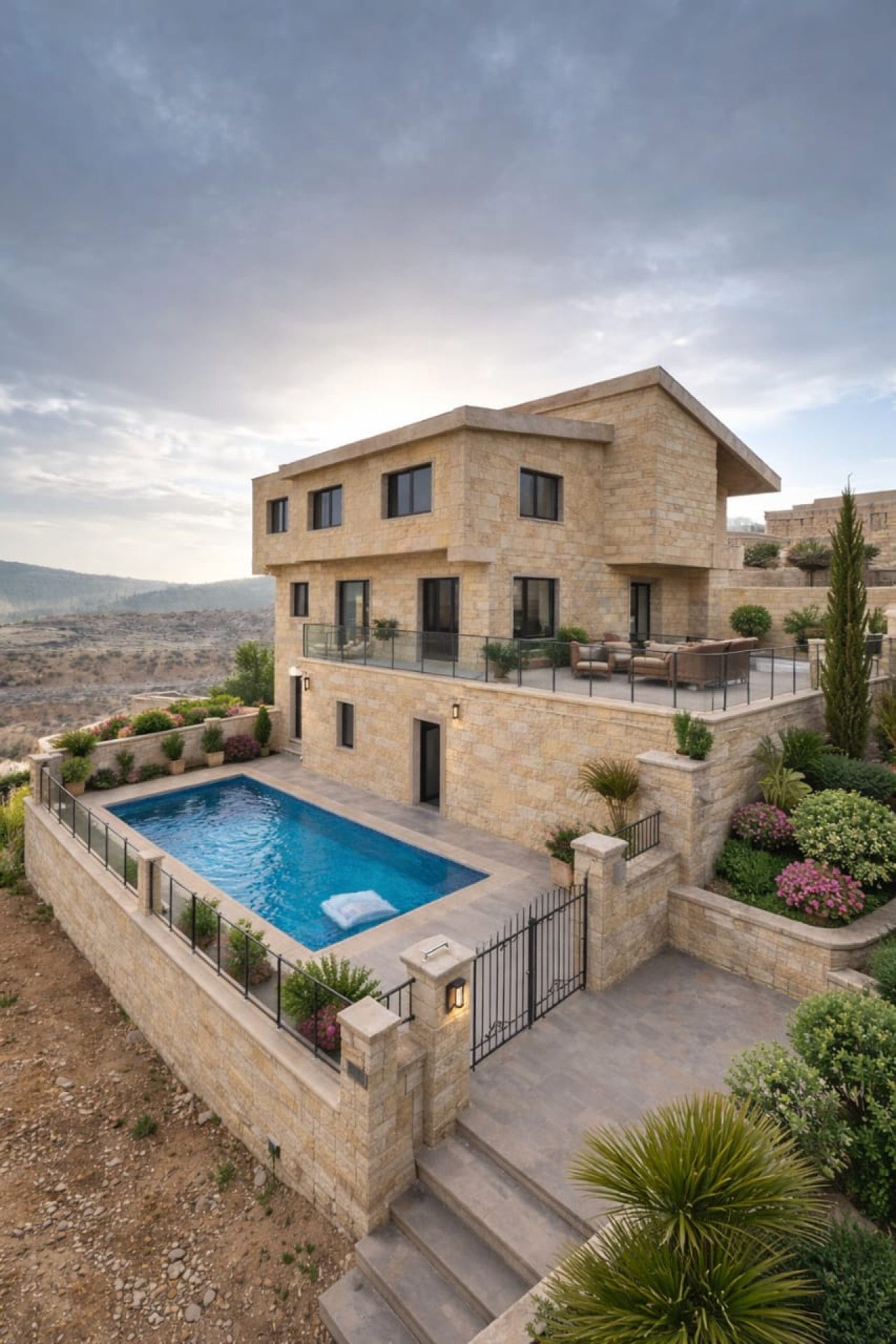 Satılık Harika Villa – Hayal Ettiğiniz Tüm Lüks ve Mahremiyet. 