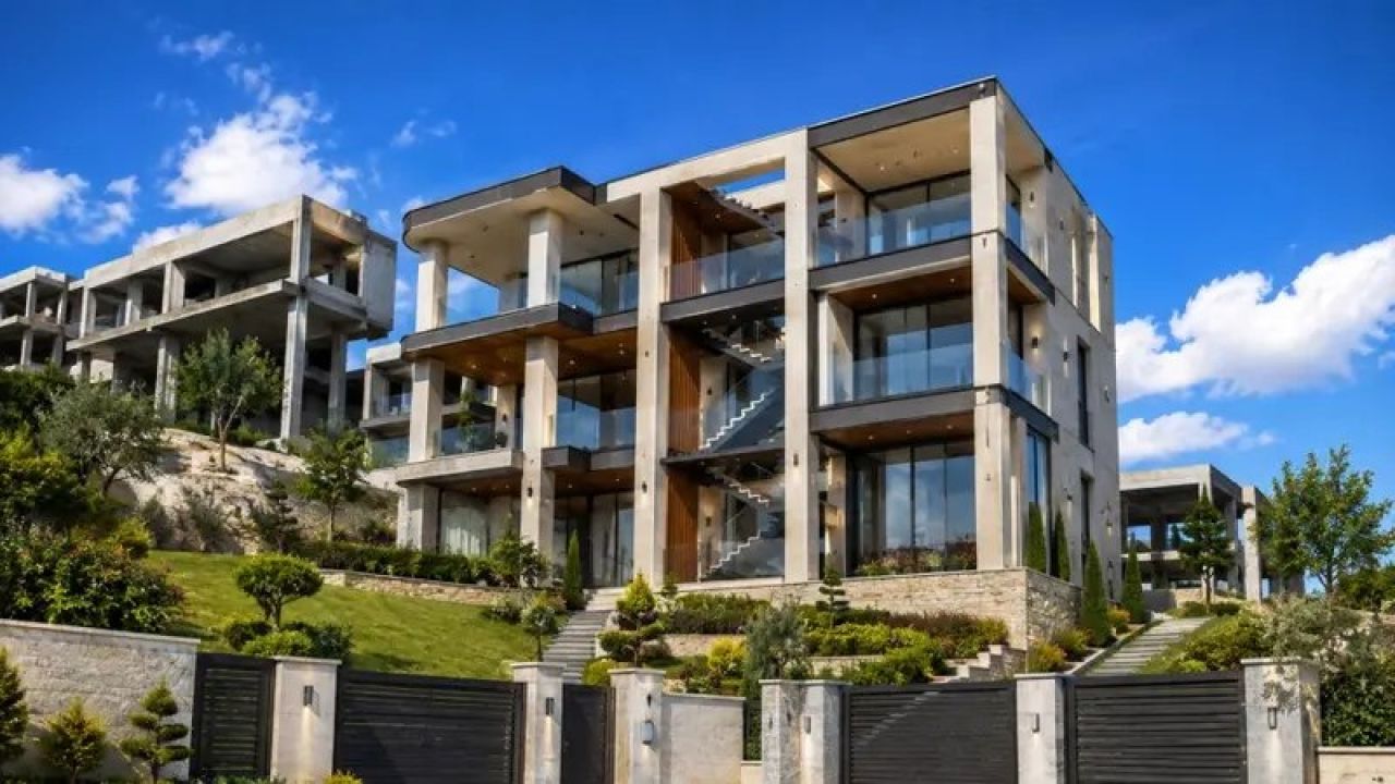 Her detayında lüksü yaşayın – Şeyh Zayed’de seçkin bir villa