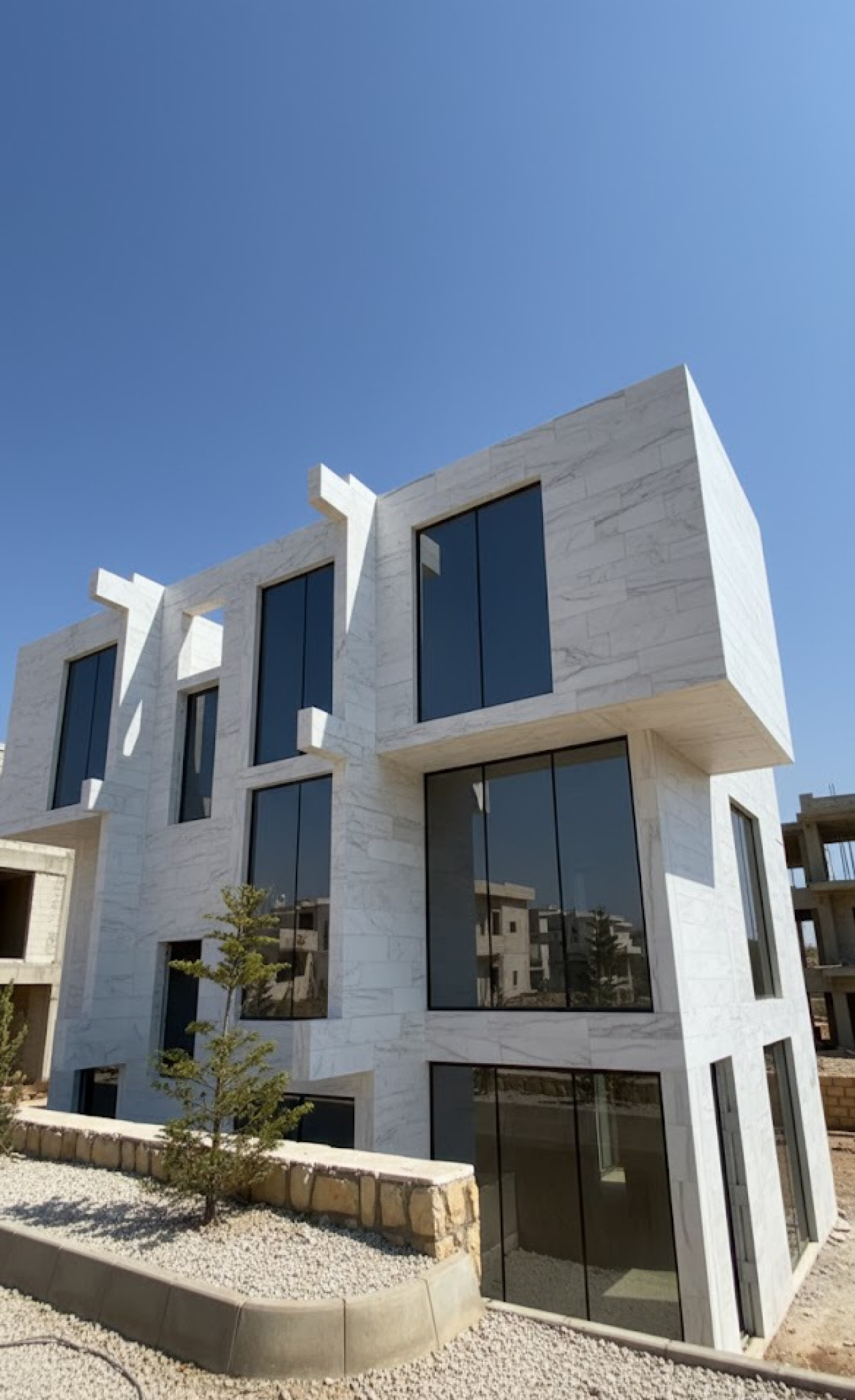 Villa for Sale in Al-Jazeera C, Al-Sheikh Zayed Compound, Al-Dimas Residences